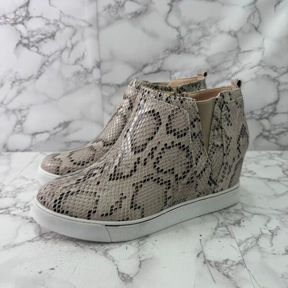 Sugar Women's Wedge Sneakers sz 7.5 Snake-print NEW # M475 - Picture 11 of 11